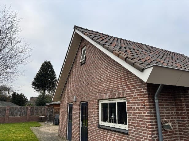 Overstek Hooge Mierde